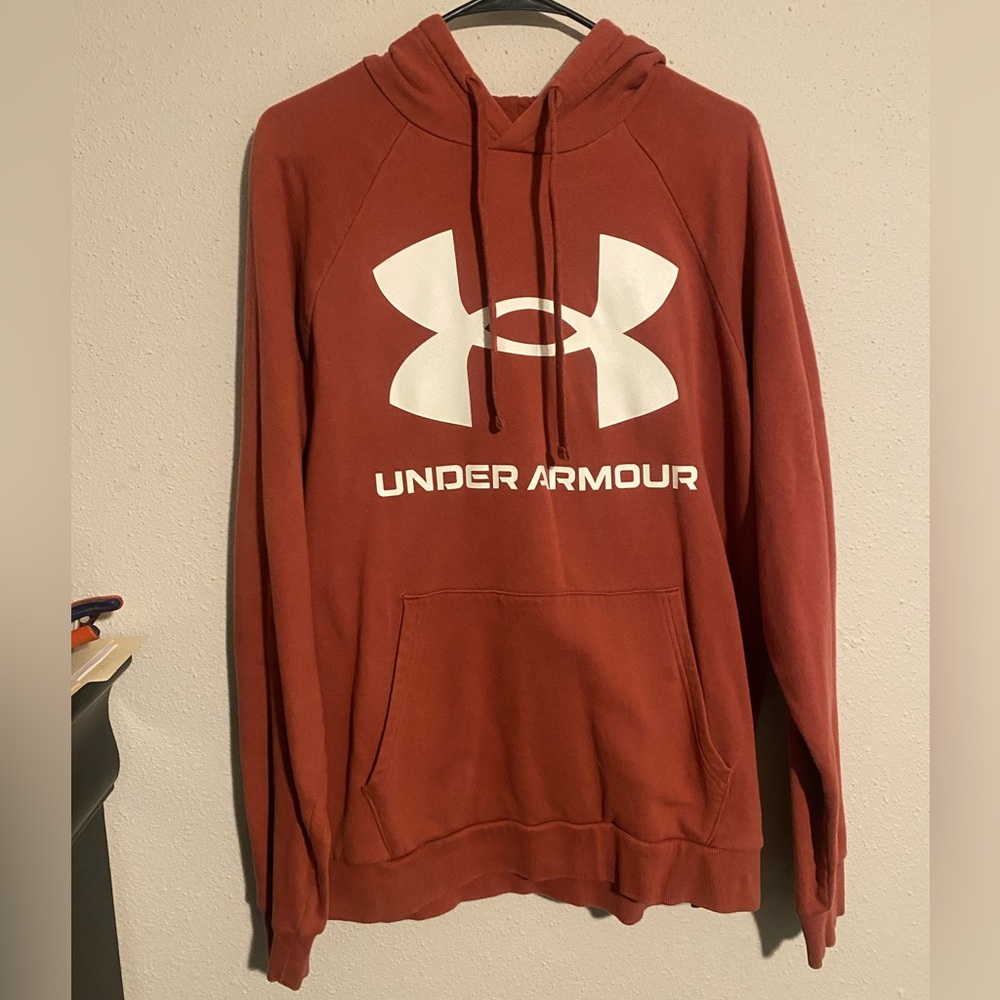 Large under Armour Hoodie
